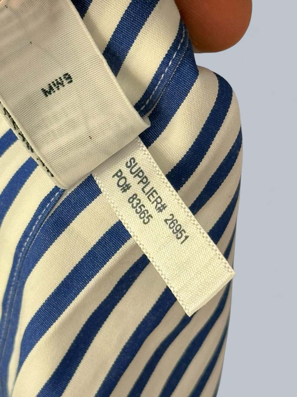 Ralph Lauren Men's Classic Fit Blue and White Striped Long-Sleeve Button-Down Sh - Picture 7 of 11